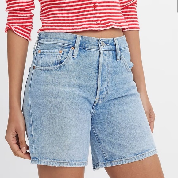 Vintage/Retro Denim Levi’s Bermuda Shorts - Picture 1 of 5
